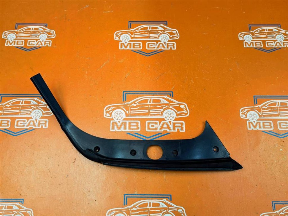 Накладка MERCEDES-BENZ GL-класс X164 рестайлинг (2009 - 2012) фото 1 — Разборка Мерседес