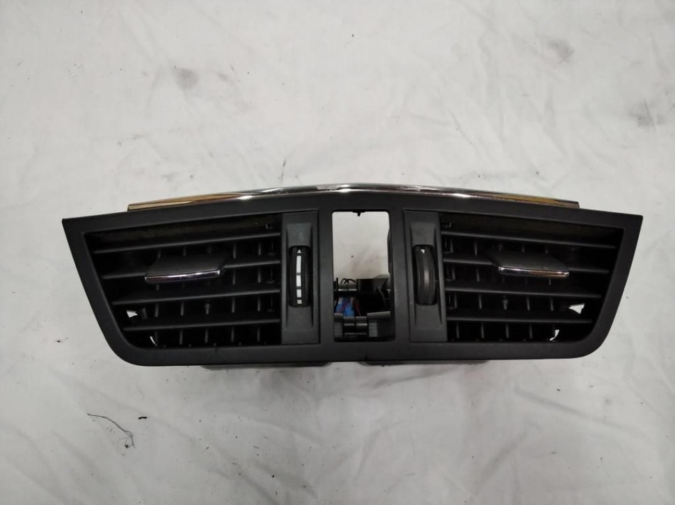 Воздуховод центральный MERCEDES-BENZ E-класс W212/S212/C207/A207 (2009 - 2013) фото 1 — Разборка Мерседес