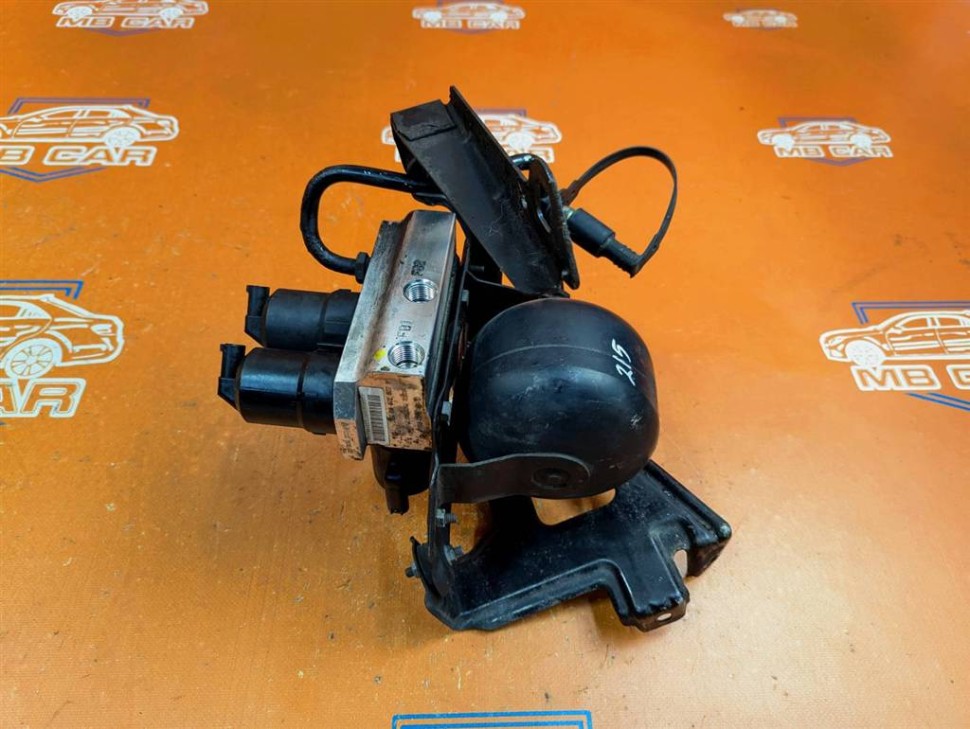 Блок клапанов гидроподвески MERCEDES-BENZ CL-класс C215 (1999 - 2002) фото 1 — Разборка Мерседес