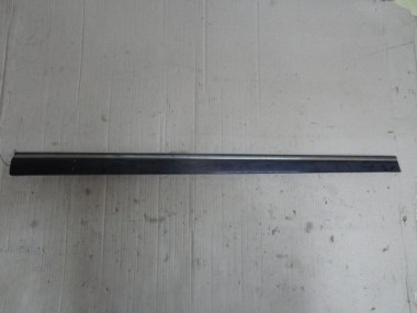 Молдинг двери MERCEDES-BENZ C-класс W203/S203/CL203 (2000 - 2004) — Разборка Мерседес