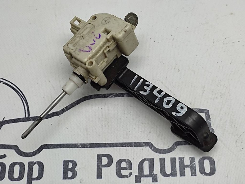 Активатор люка бака MERCEDES-BENZ CLK-класс C209/W209 (2002 - 2005) фото 1 — Разборка Мерседес