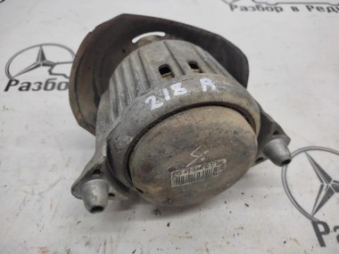 Опора двигателя MERCEDES-BENZ CLS-класс C218/X218 (2010 - 2014) — Разборка Мерседес