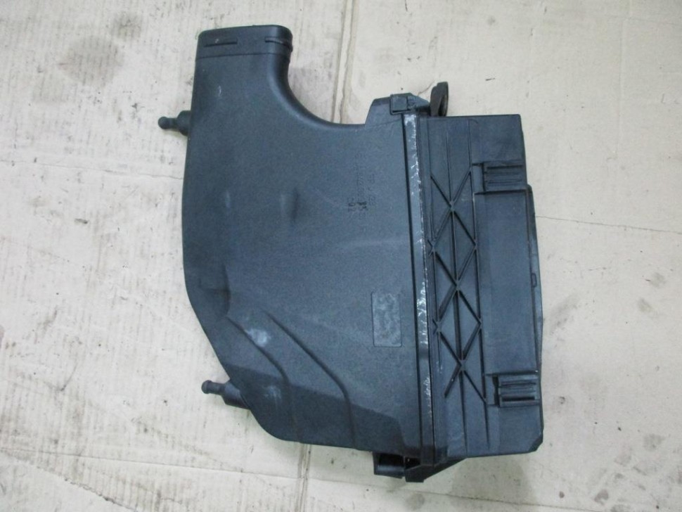 Корпус воздушного фильтра MERCEDES-BENZ E-класс W213/S213/C238/A238 (2016 - 2021) фото 1 — Разборка Мерседес