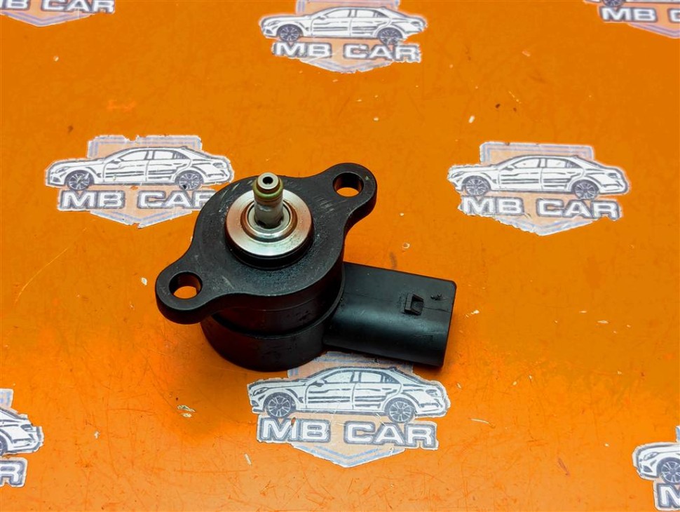 Регулятор давления топлива MERCEDES-BENZ Vito W638 (1996 - 2003) фото 1 — Разборка Мерседес