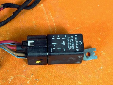 Реле вентилятора MERCEDES-BENZ V-класс W639 (2003 - 2014) &mdash; Разборка Мерседес