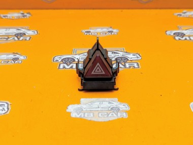 Кнопка аварийной сигнализации MERCEDES-BENZ A-класс W169 (2004 - 2008) — Разборка Мерседес