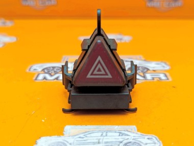 Кнопка аварийной сигнализации MERCEDES-BENZ A-класс W169 (2004 - 2008) — Разборка Мерседес