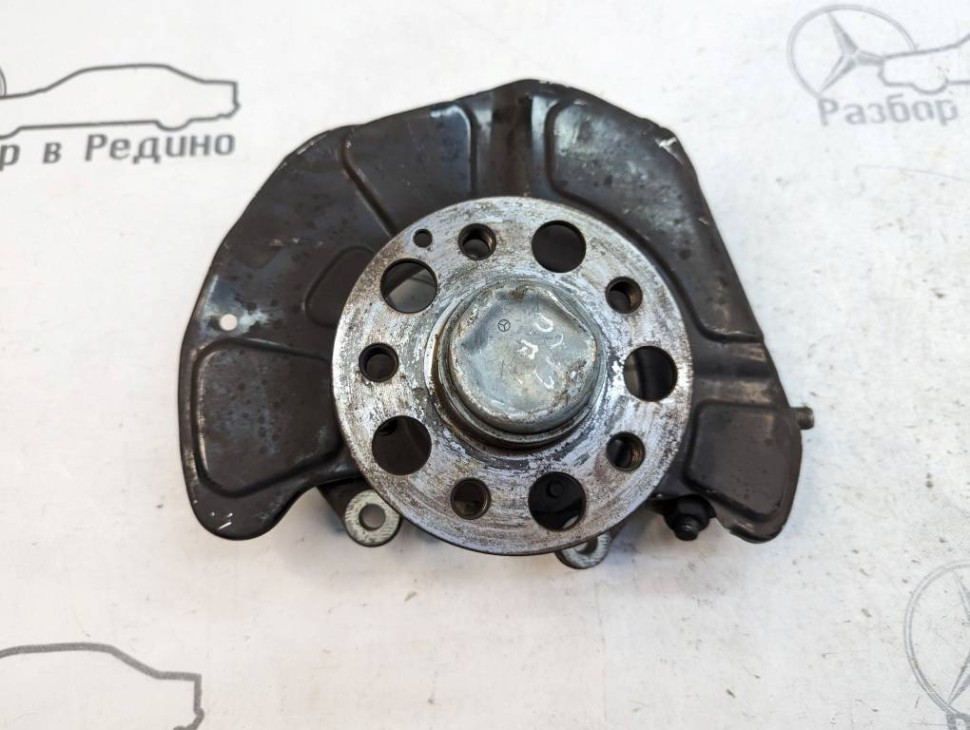 Кулак поворотный передний правый MERCEDES-BENZ E-класс W212/S212/C207/A207 рестайлинг (2013 - 2016) фото 1 — Разборка Мерседес