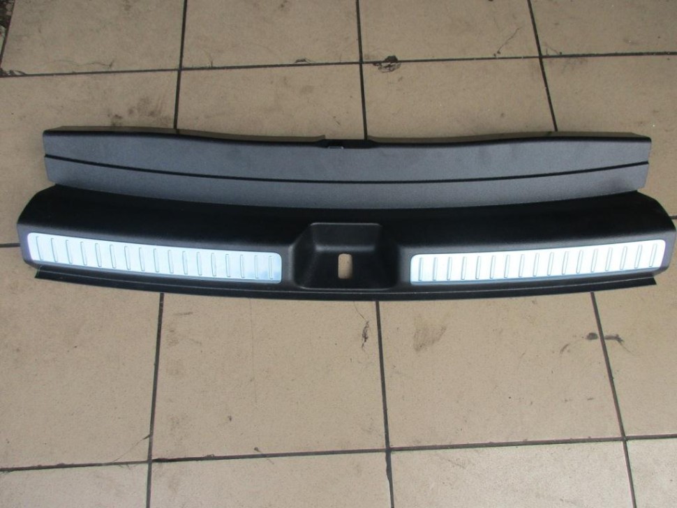 Накладка замка багажника MERCEDES-BENZ GLC-класс Coupe C253 (2016 - 2019) фото 1 — Разборка Мерседес