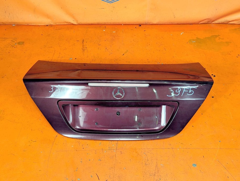 Крышка багажника MERCEDES-BENZ C-класс W203/S203/CL203 рестайлинг (2004 - 2008) фото 1 &mdash; Разборка Мерседес