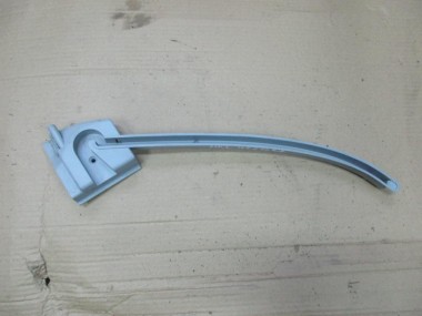 Направляющая шторки багажника MERCEDES-BENZ E-класс W210/S210 рестайлинг (1999 - 2003) — Разборка Мерседес