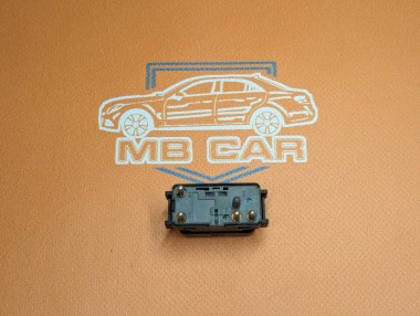 Кнопка стеклоподъемников MERCEDES-BENZ W124 W124/S124/C124/A124 (1984 - 1993) — Разборка Мерседес