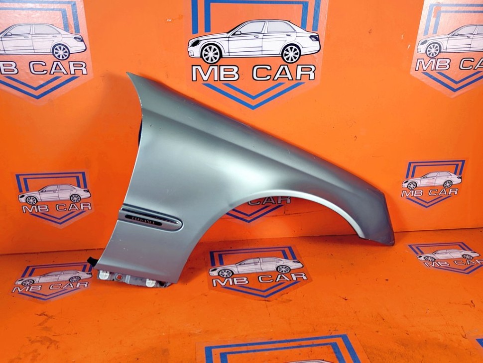 Крыло переднее правое MERCEDES-BENZ C-класс W203/S203/CL203 рестайлинг (2004 - 2008) C 220 CDI 2.2 AT (150 л.с.) фото 1 &mdash; Разборка Мерседес