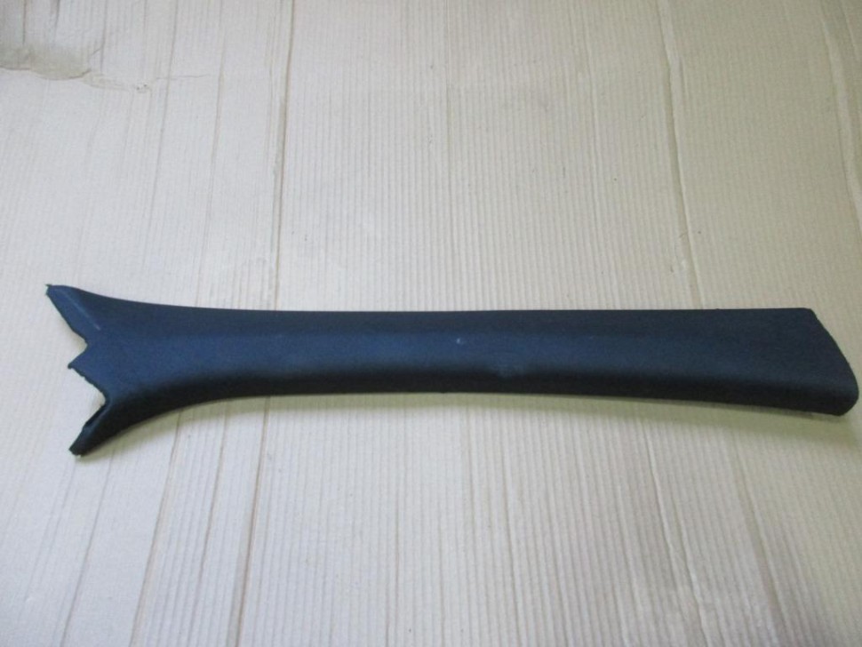 Накладка передней стойки MERCEDES-BENZ C-класс AMG W204/S204/С204 рестайлинг (2011 - 2015) фото 1 — Разборка Мерседес