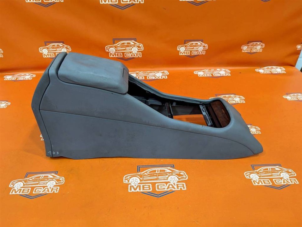 Подлокотник MERCEDES-BENZ M-класс W163 (1997 - 2001) фото 1 — Разборка Мерседес