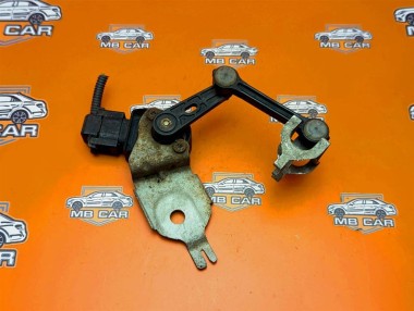 Датчик уровня пола MERCEDES-BENZ C-класс AMG W205/S205/C205/A205 (2014 - 2018) — Разборка Мерседес