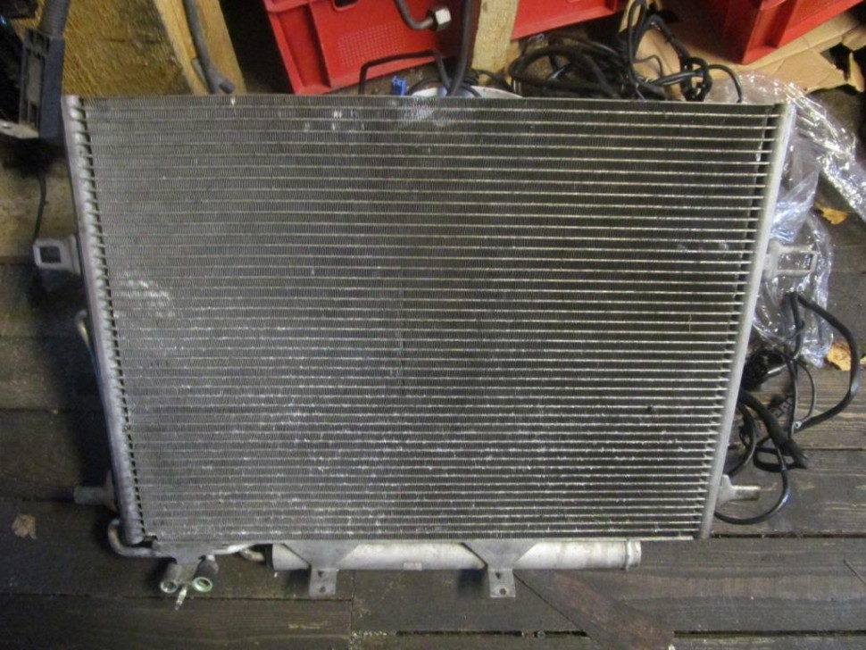 Радиатор кондиционера MERCEDES-BENZ E-класс W211/S211 рестайлинг (2006 - 2009) фото 1 — Разборка Мерседес