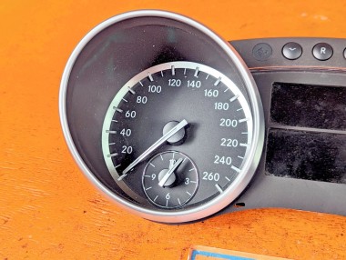 Щиток приборов MERCEDES-BENZ M-класс W164 рестайлинг (2008 - 2011) &mdash; Разборка Мерседес