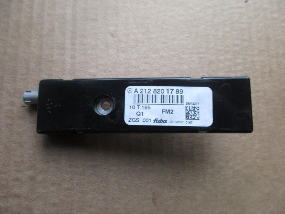 Усилитель антенны MERCEDES-BENZ E-класс W212/S212/C207/A207 (2009 - 2013) фото 1 — Разборка Мерседес