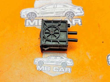 Кнопка корректора фар MERCEDES-BENZ E-класс W124/S124/C124/A124 (1984 - 1997) — Разборка Мерседес