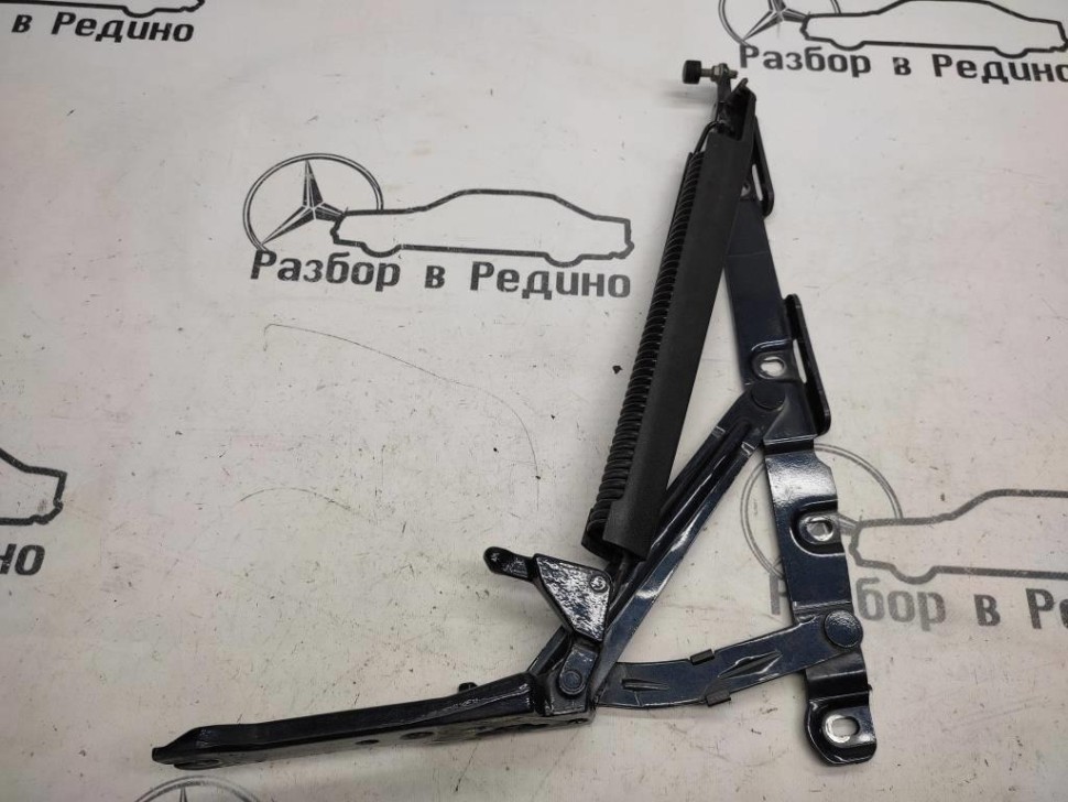 Петля крышки багажника MERCEDES-BENZ S-класс W220 (1998 - 2005) фото 1 — Разборка Мерседес
