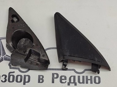 Уголок зеркала MERCEDES-BENZ CLS-класс C219 (2004 - 2008) — Разборка Мерседес