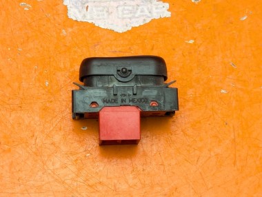 Кнопка стеклоподъемников MERCEDES-BENZ M-класс W163 (1997 - 2001) &mdash; Разборка Мерседес