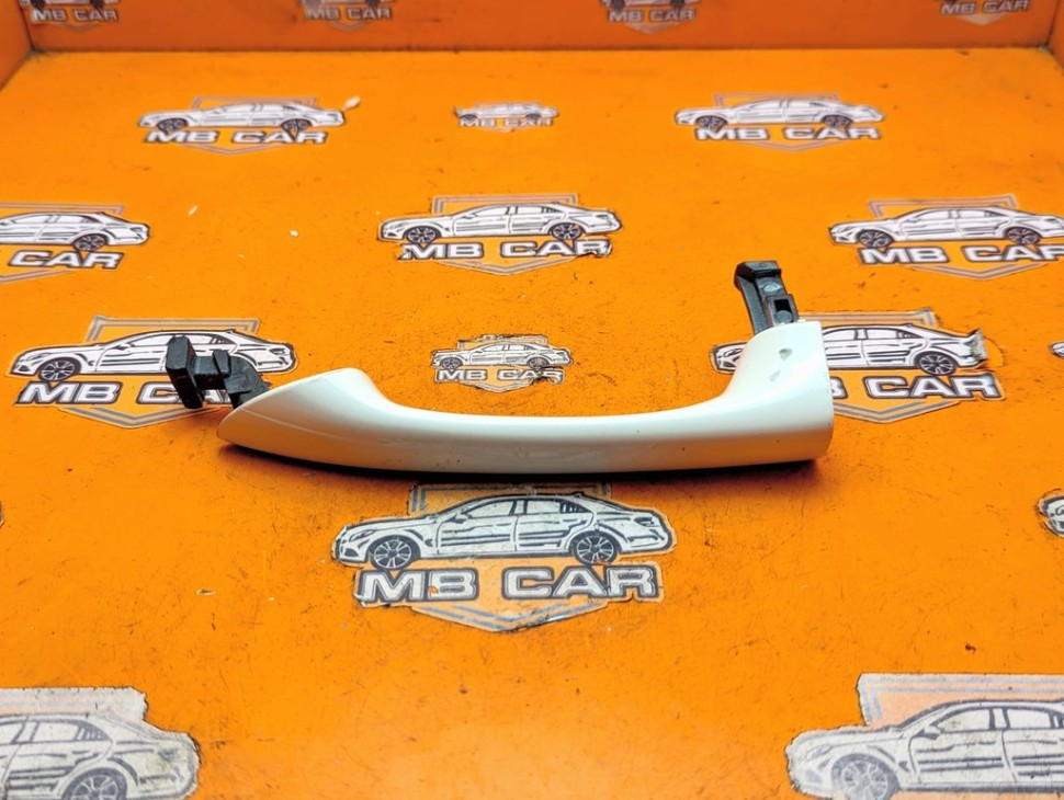 Ручка двери наружняя MERCEDES-BENZ A-класс W169 рестайлинг (2008 - 2012) фото 1 &mdash; Разборка Мерседес