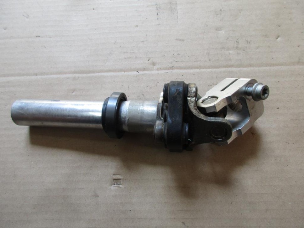 Кардан рулевого вала MERCEDES-BENZ C-класс W204/S204 (2006 - 2011) фото 1 — Разборка Мерседес