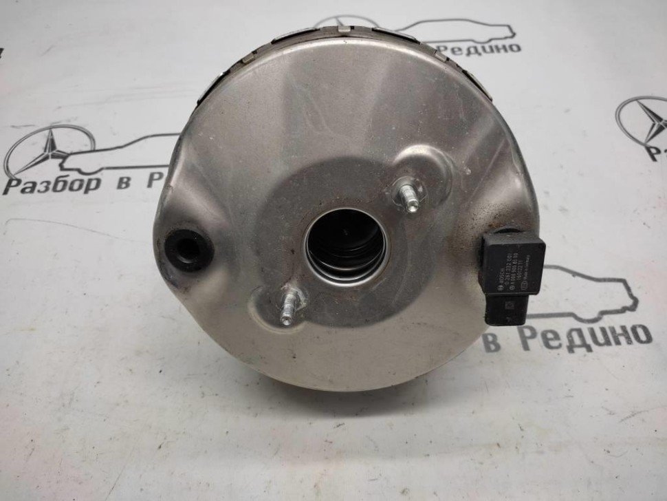 Вакуумный усилитель тормозов MERCEDES-BENZ C-класс AMG W205/S205/C205/A205 (2014 - 2018) фото 1 — Разборка Мерседес