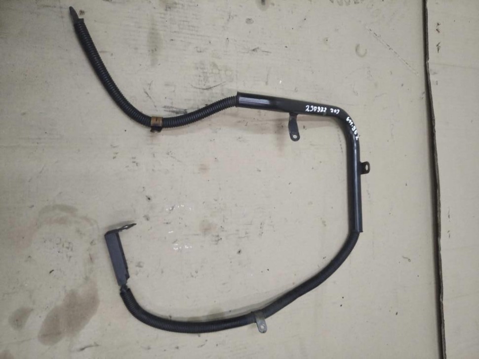 Провод генератора MERCEDES-BENZ C-класс W203/S203/CL203 (2000 - 2004) фото 1 — Разборка Мерседес