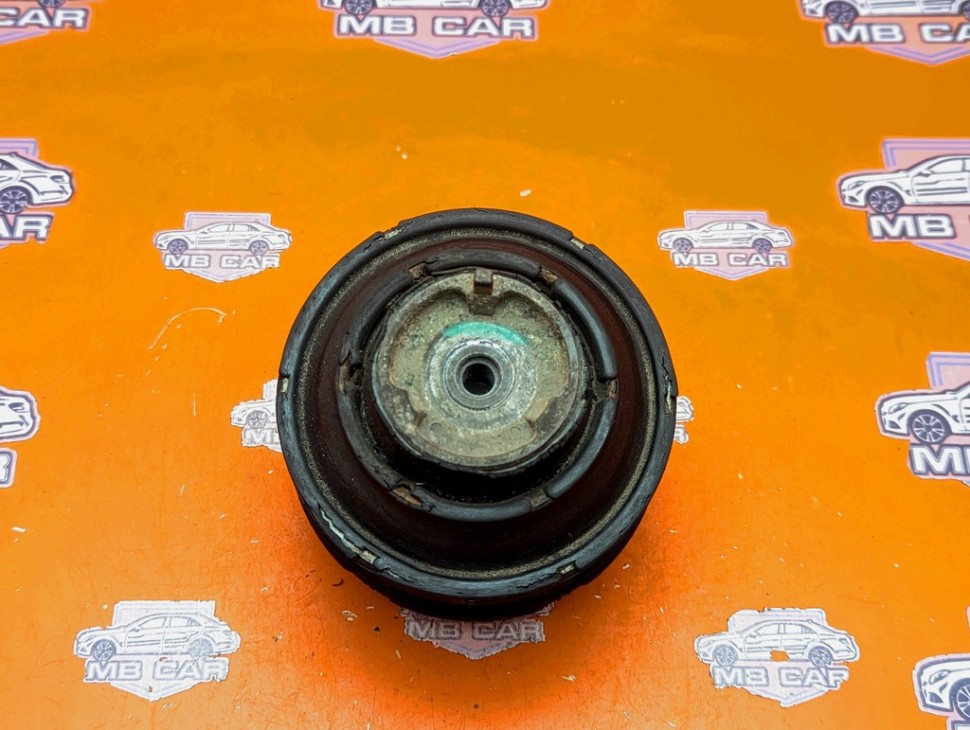Опора двигателя MERCEDES-BENZ C-класс W203/S203/CL203 (2000 - 2004) фото 1 — Разборка Мерседес