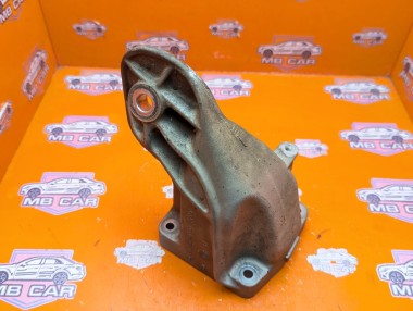 Кронштейн двигателя MERCEDES-BENZ X-класс I (2017 - 2020) &mdash; Разборка Мерседес