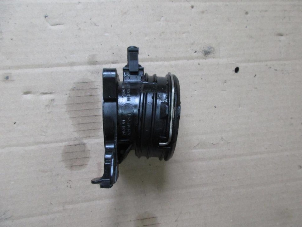 Фланец MERCEDES-BENZ CLS-класс C218/X218 (2010 - 2014) фото 1 — Разборка Мерседес