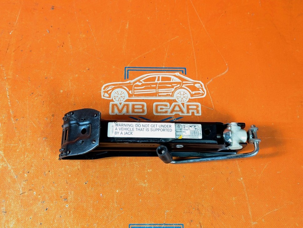 Домкрат MERCEDES-BENZ E-класс W212/S212/C207/A207 рестайлинг (2013 - 2016) фото 1 — Разборка Мерседес