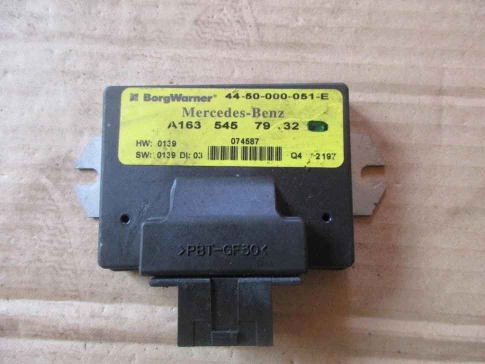 Блок раздатки MERCEDES-BENZ M-класс W163 рестайлинг (2001 - 2005) фото 1 — Разборка Мерседес