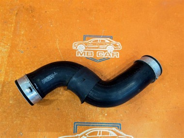 Патрубок интеркулера MERCEDES-BENZ E-класс W211/S211 (2002 - 2006) — Разборка Мерседес