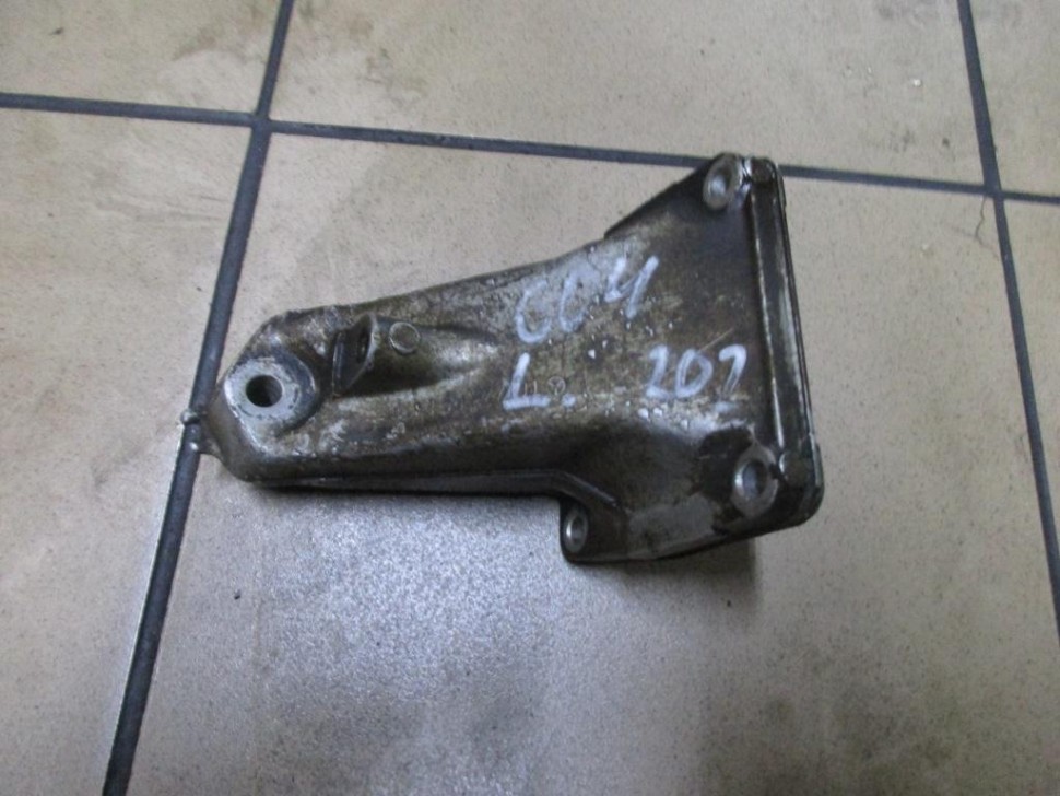 Лапа левая MERCEDES-BENZ C-класс W202/S202 (1993 - 1997) фото 1 &mdash; Разборка Мерседес