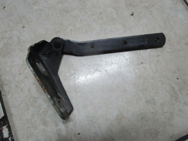 Петля капота MERCEDES-BENZ M-класс W163 (1997 - 2001) — Разборка Мерседес