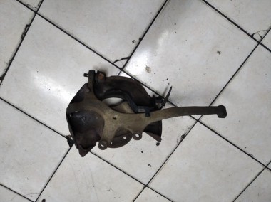 Кулак поворотный передний левый MERCEDES-BENZ C-класс W202/S202 рестайлинг (1997 - 2001) — Разборка Мерседес