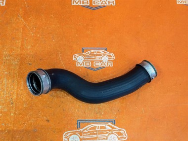 Патрубок интеркулера MERCEDES-BENZ E-класс W211/S211 (2002 - 2006) — Разборка Мерседес