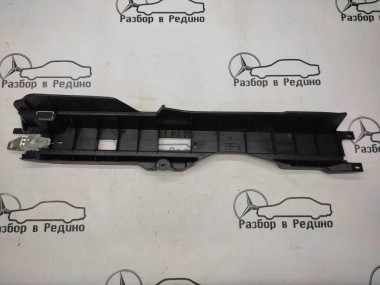 Накладка багажника MERCEDES-BENZ M-класс W164 (2005 - 2008) — Разборка Мерседес