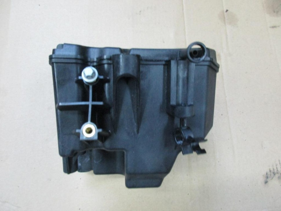 Ресивер вакуумный MERCEDES-BENZ S-класс W222/C217/A217 (2013 - 2017) фото 1 — Разборка Мерседес