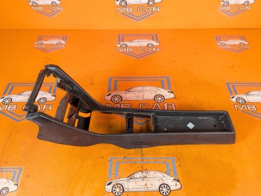 Подлокотник MERCEDES-BENZ E-класс W124/S124/C124/A124 (1984 - 1997) E 300 CDI 3.0 AT (136 л.с.) &mdash; Разборка Мерседес