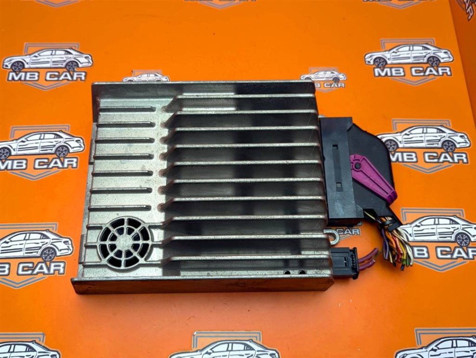 Усилитель звука MERCEDES-BENZ E-класс W212/S212/C207/A207 рестайлинг (2013 - 2016) фото 1 — Разборка Мерседес