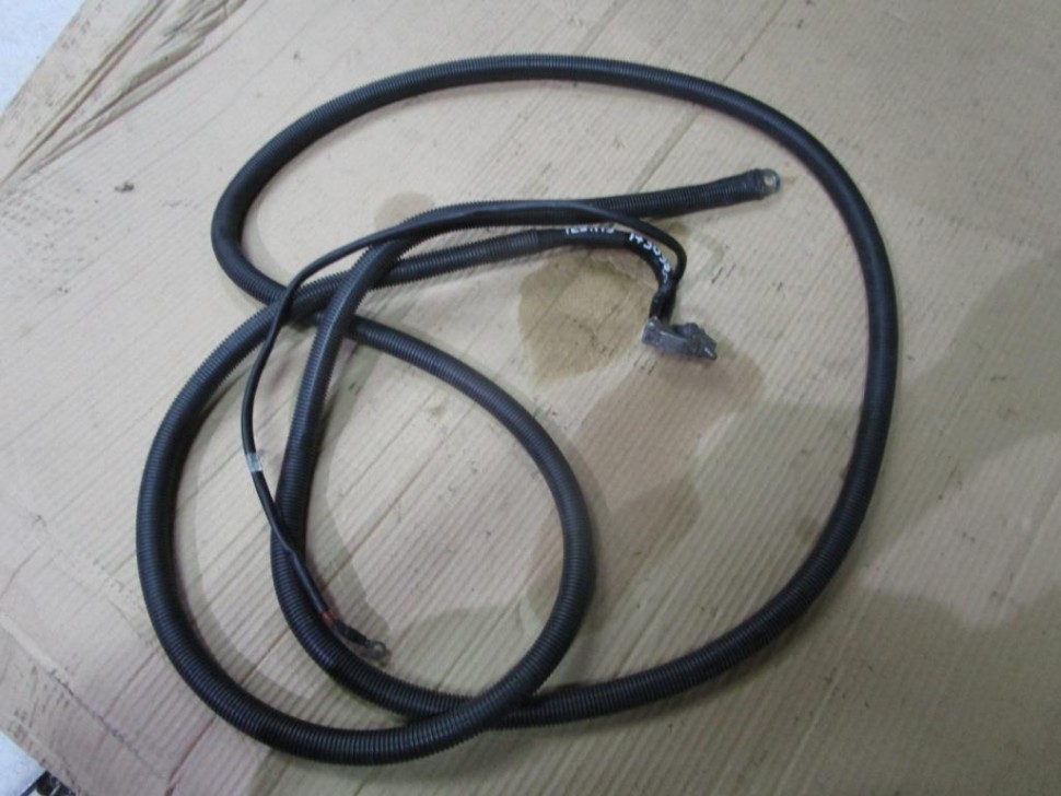 Провод плюсовой MERCEDES-BENZ SL-класс R129 рестайлинг (1995 - 1998) фото 1 — Разборка Мерседес