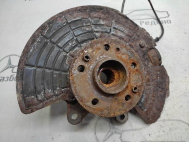 Кулак поворотный передний левый MERCEDES-BENZ M-класс W163 (1997 - 2001) — Разборка Мерседес