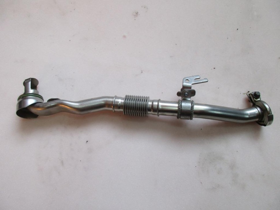 Трубка рециркуляции ОГ MERCEDES-BENZ E-класс W212/S212/C207/A207 (2009 - 2013) фото 1 — Разборка Мерседес