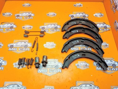 Колодки ручника ( комплект ) MERCEDES-BENZ C-класс W203/S203/CL203 (2000 - 2004) — Разборка Мерседес