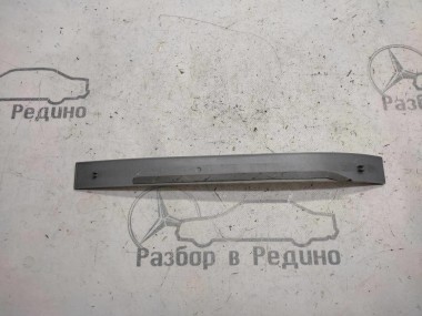 Накладка порога внутренняя MERCEDES-BENZ S-класс W221 (2005 - 2009) — Разборка Мерседес